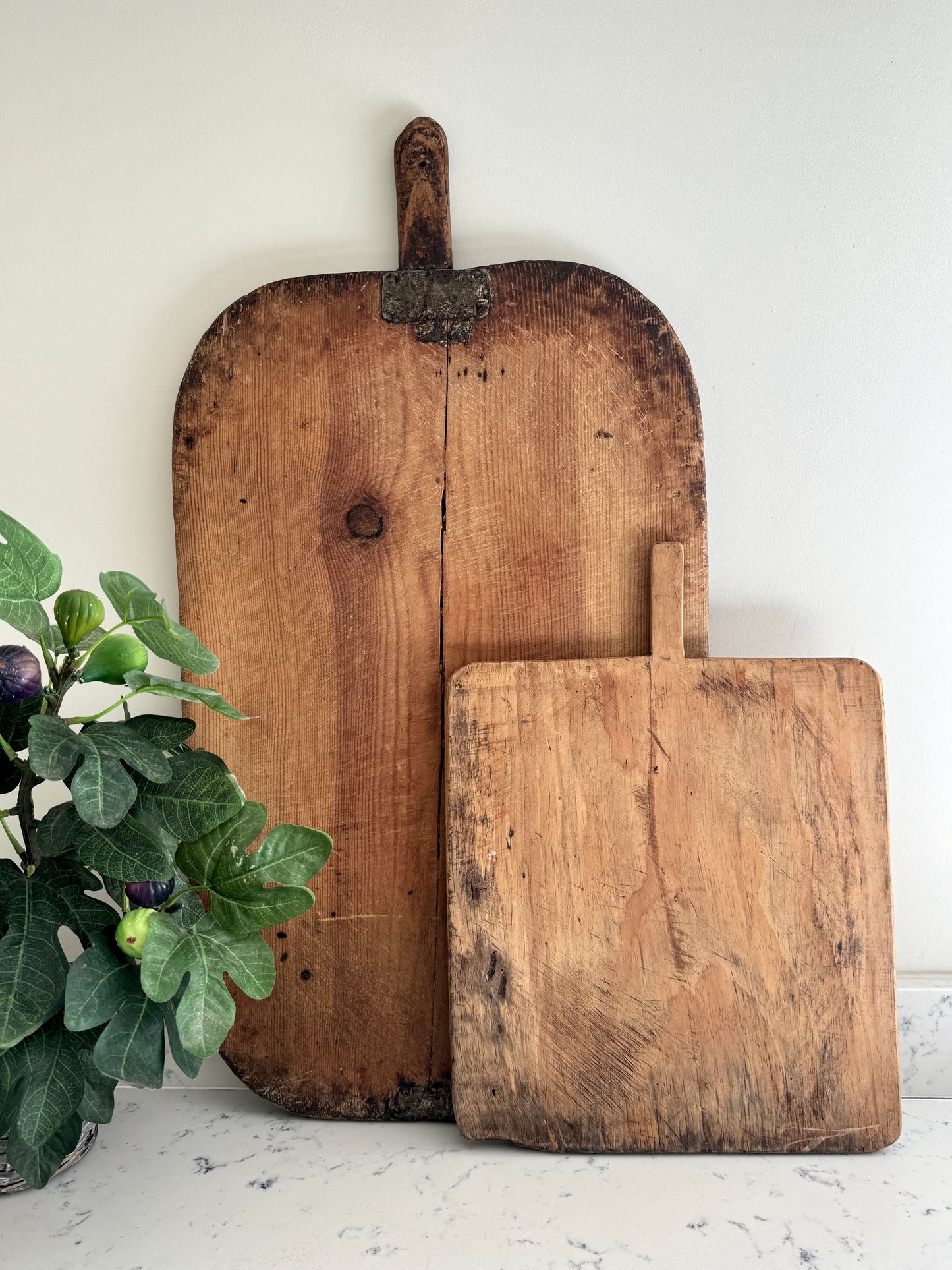 STUNNING EUROPEAN BREAD BOARDS - square