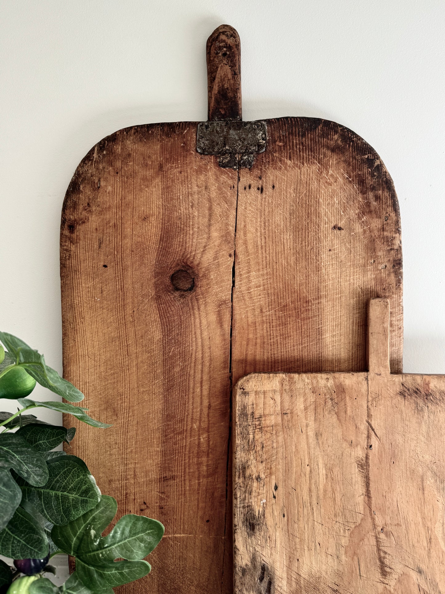 STUNNING EUROPEAN BREAD BOARDS - square