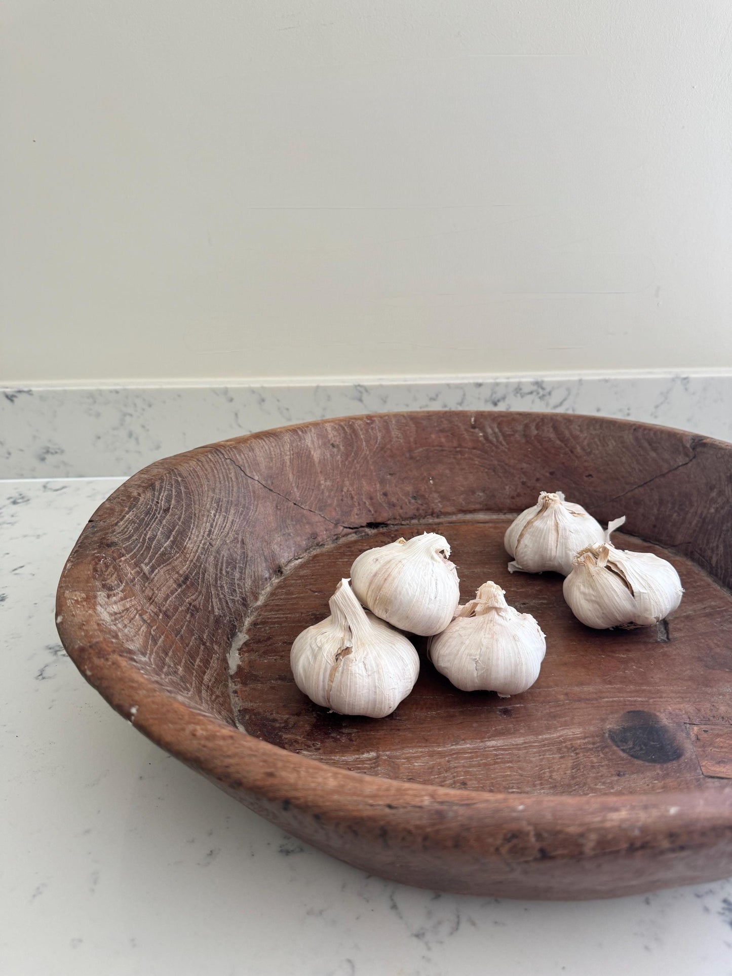 BEAUTIFUL ANTIQUE WOODEN BOWL
