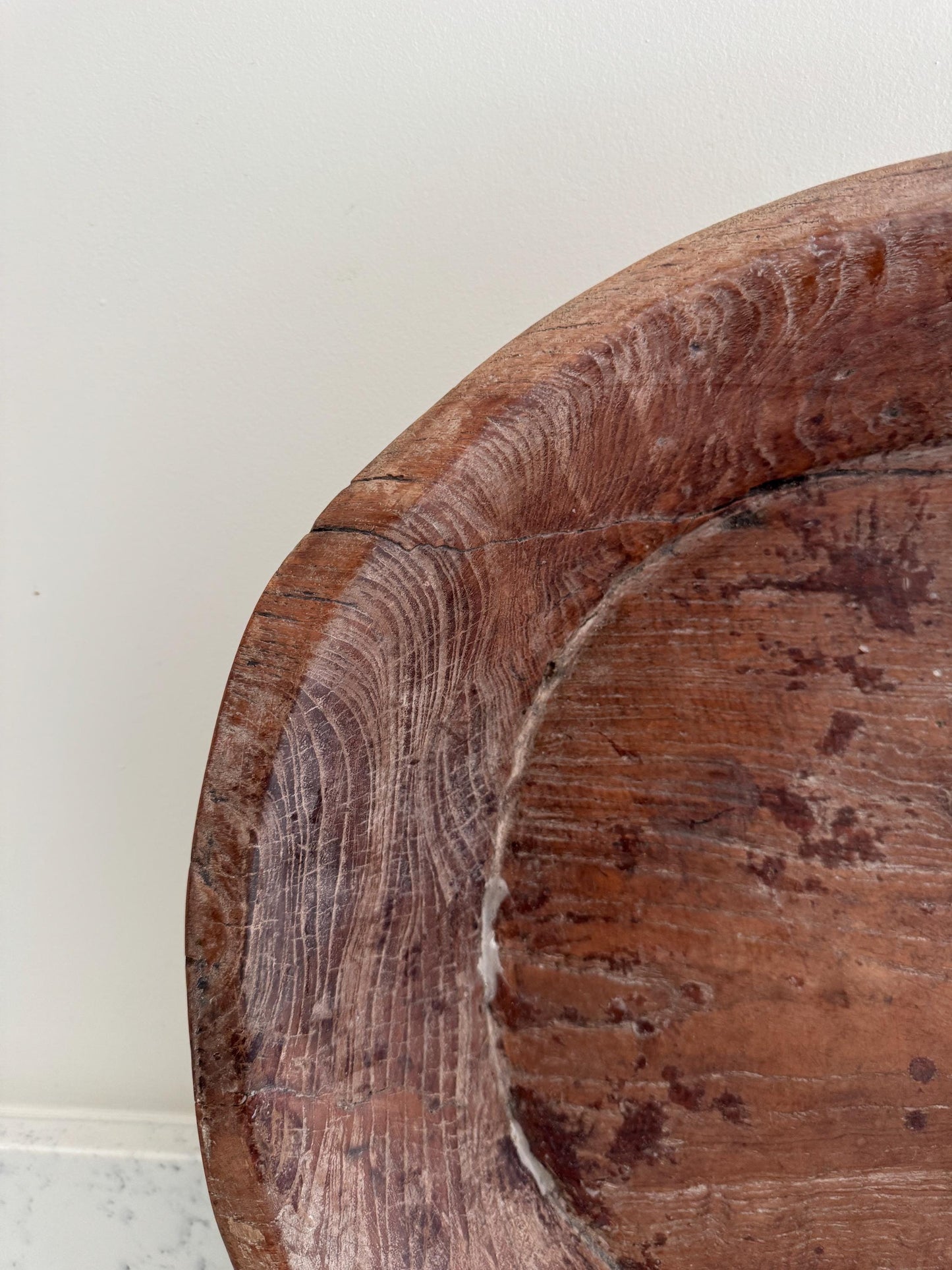 BEAUTIFUL ANTIQUE WOODEN BOWL