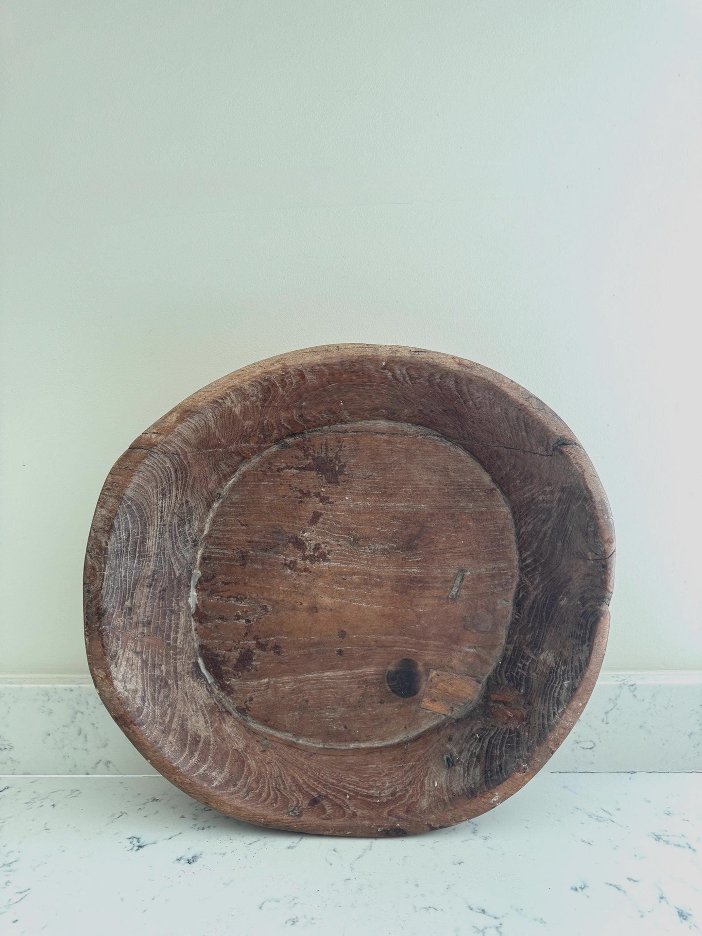 BEAUTIFUL ANTIQUE WOODEN BOWL