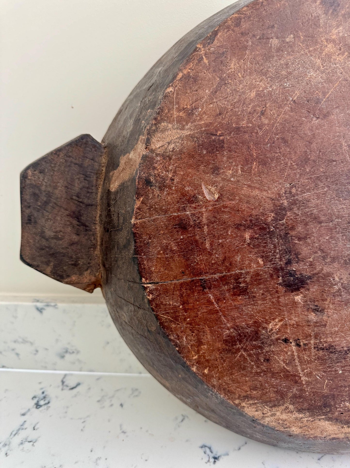 BEAUTIFUL ANTIQUE WOODEN BOWL