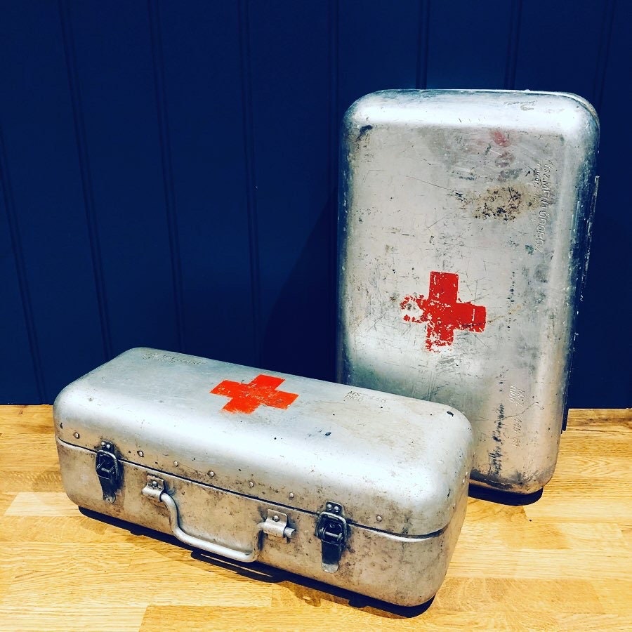 VINTAGE MEDICAL BOX