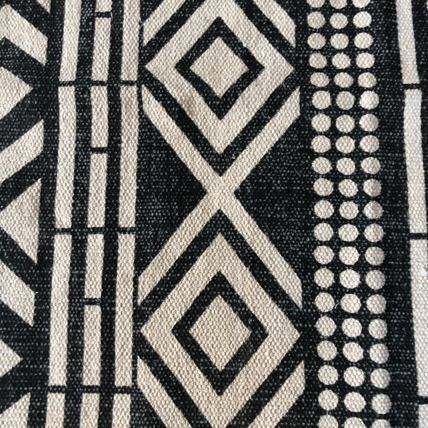 TRADITIONAL WOVEN MATT - THE KAMLA