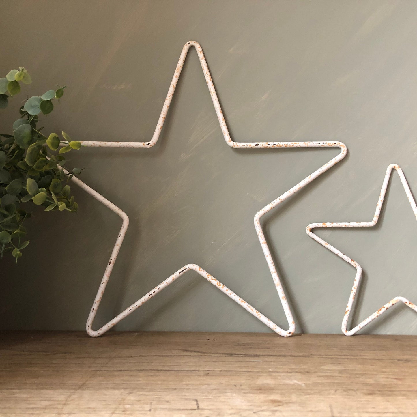 THE VEGA - RUSTIC OUTLINE STAR