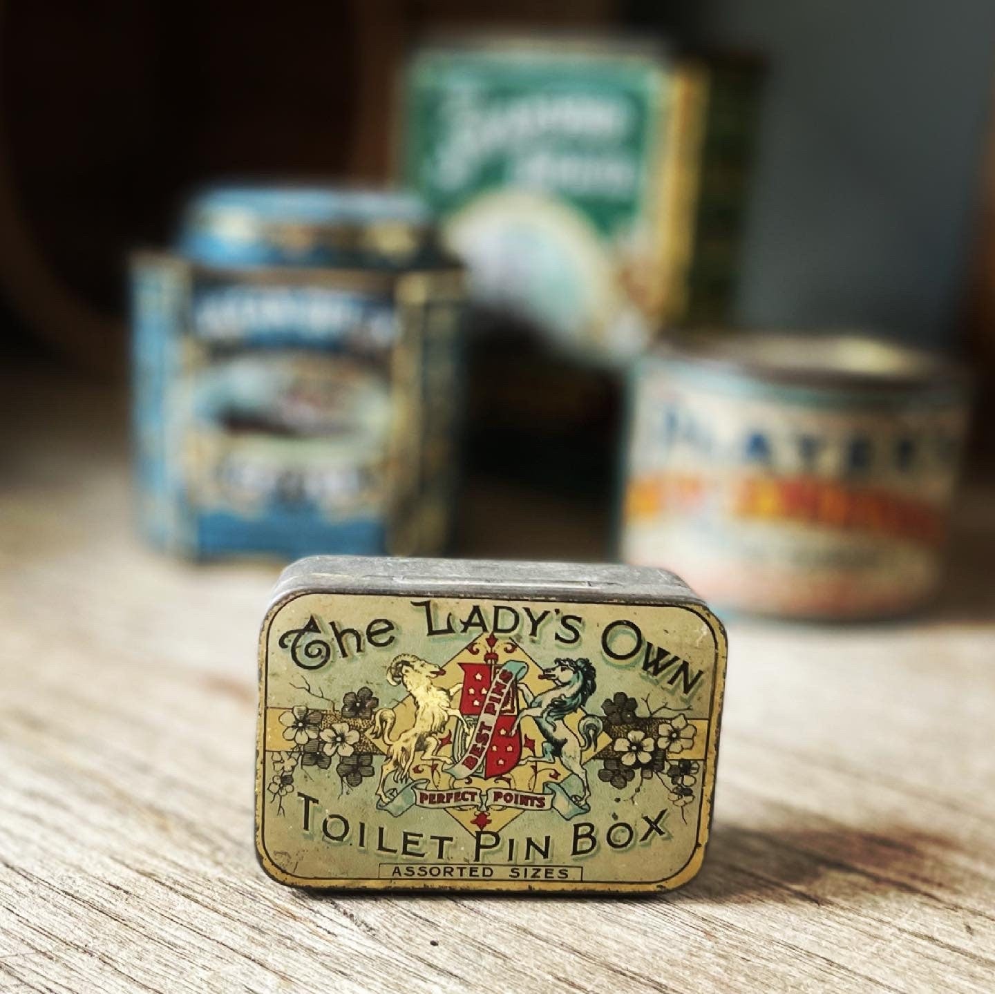 SELECTION OF ANTIQUE TINWARE