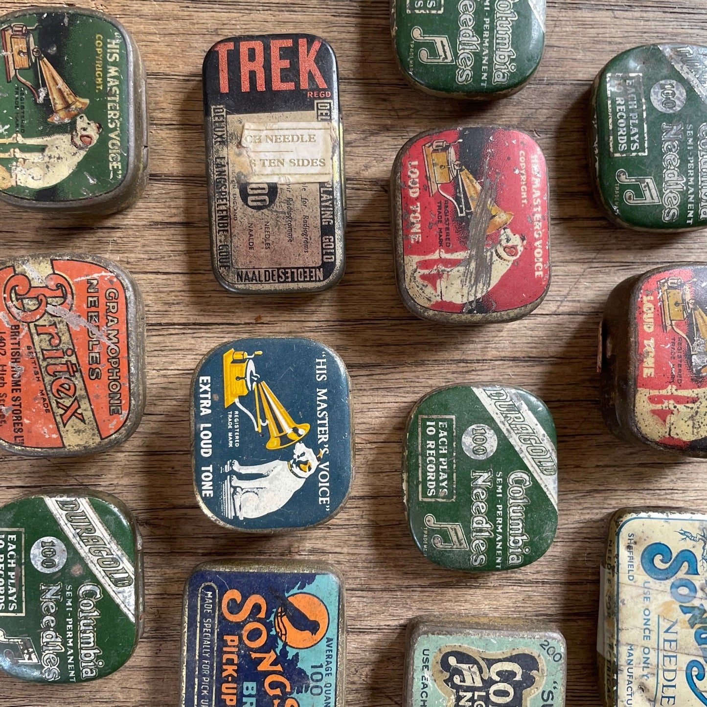 SELECTION OF ANTIQUE TINWARE