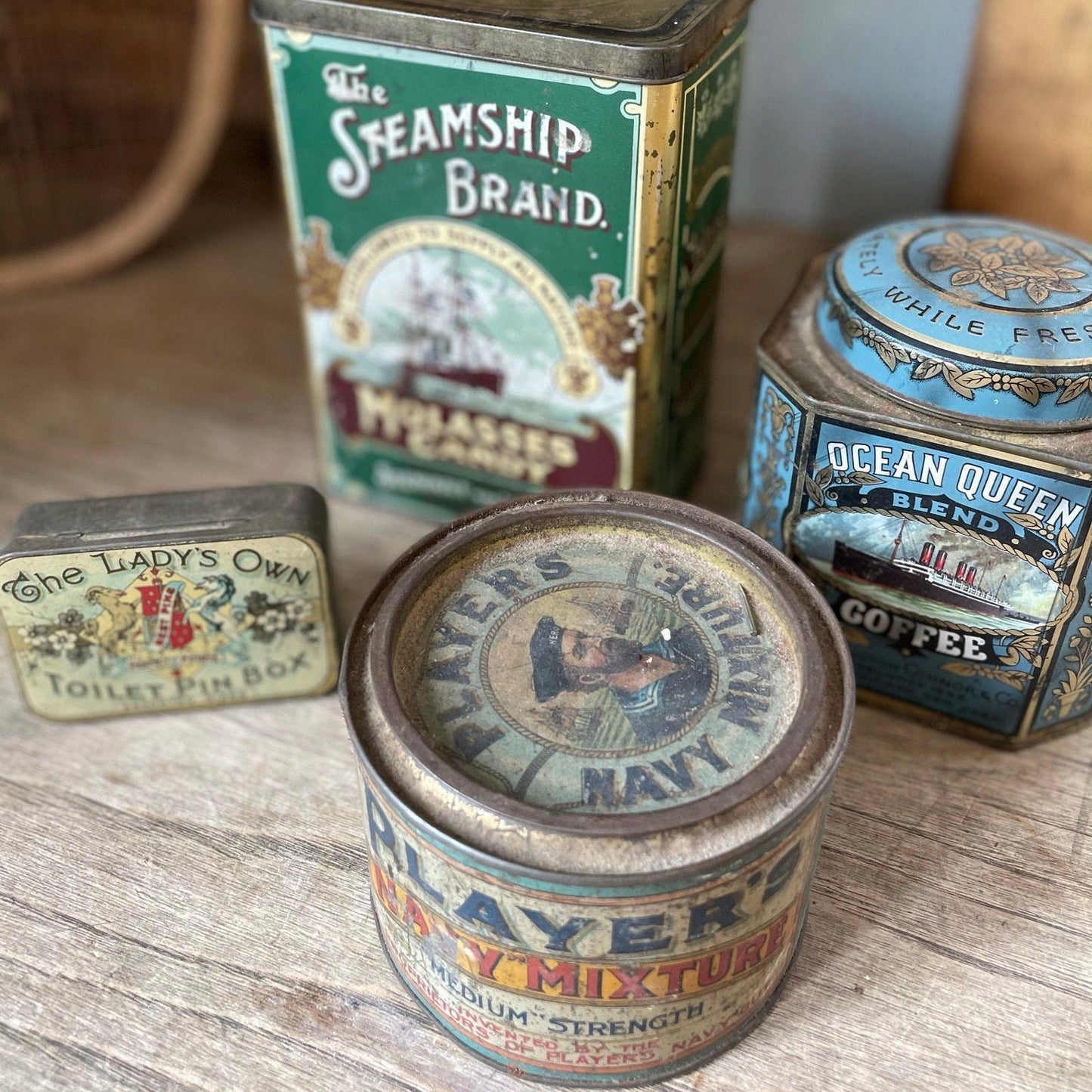 SELECTION OF ANTIQUE TINWARE