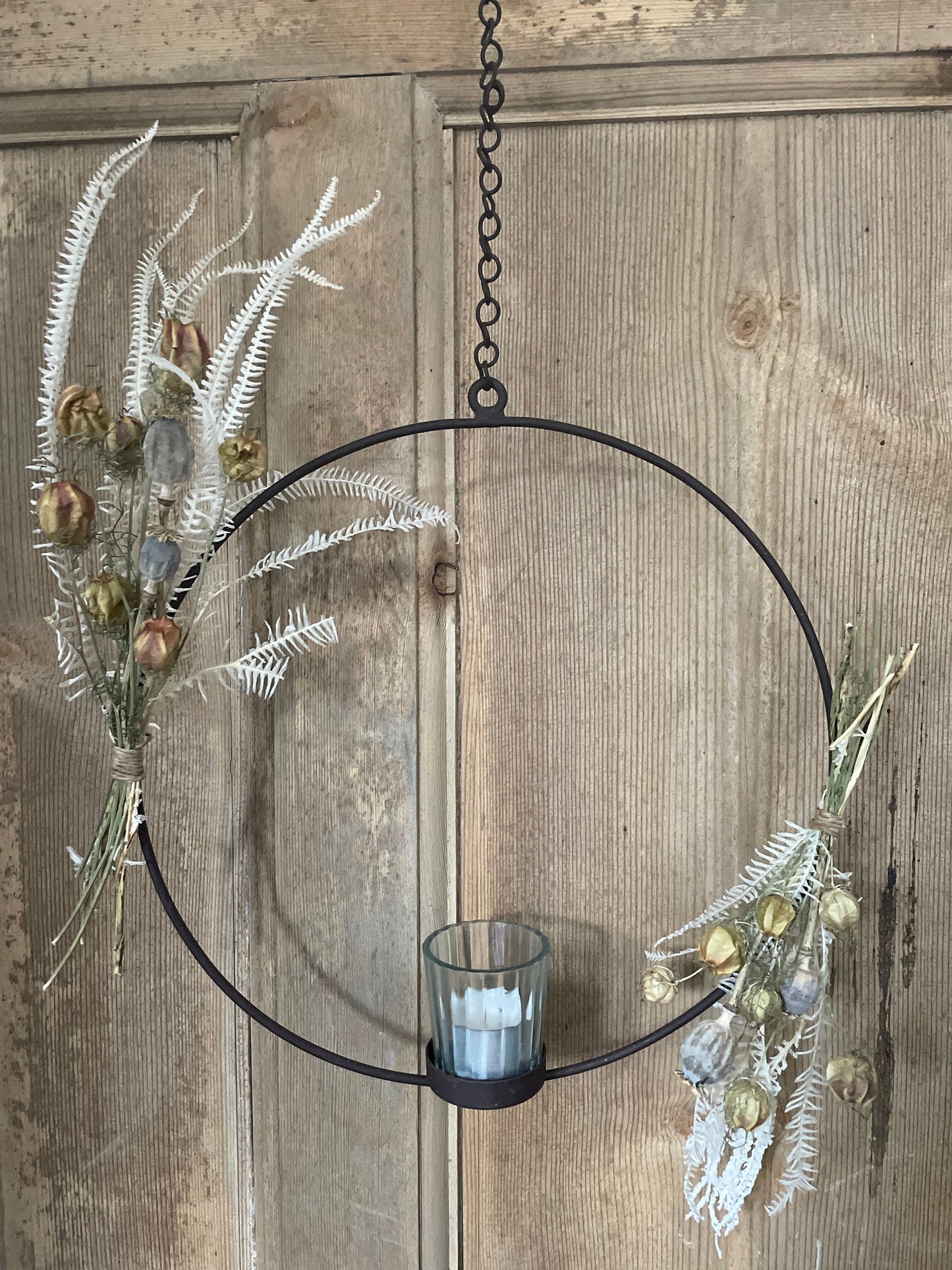 THE CORUN DISPLAY HOOP