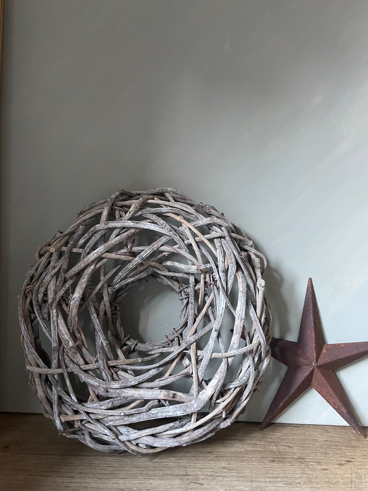 THE ASTRID RUSTIC WREATH