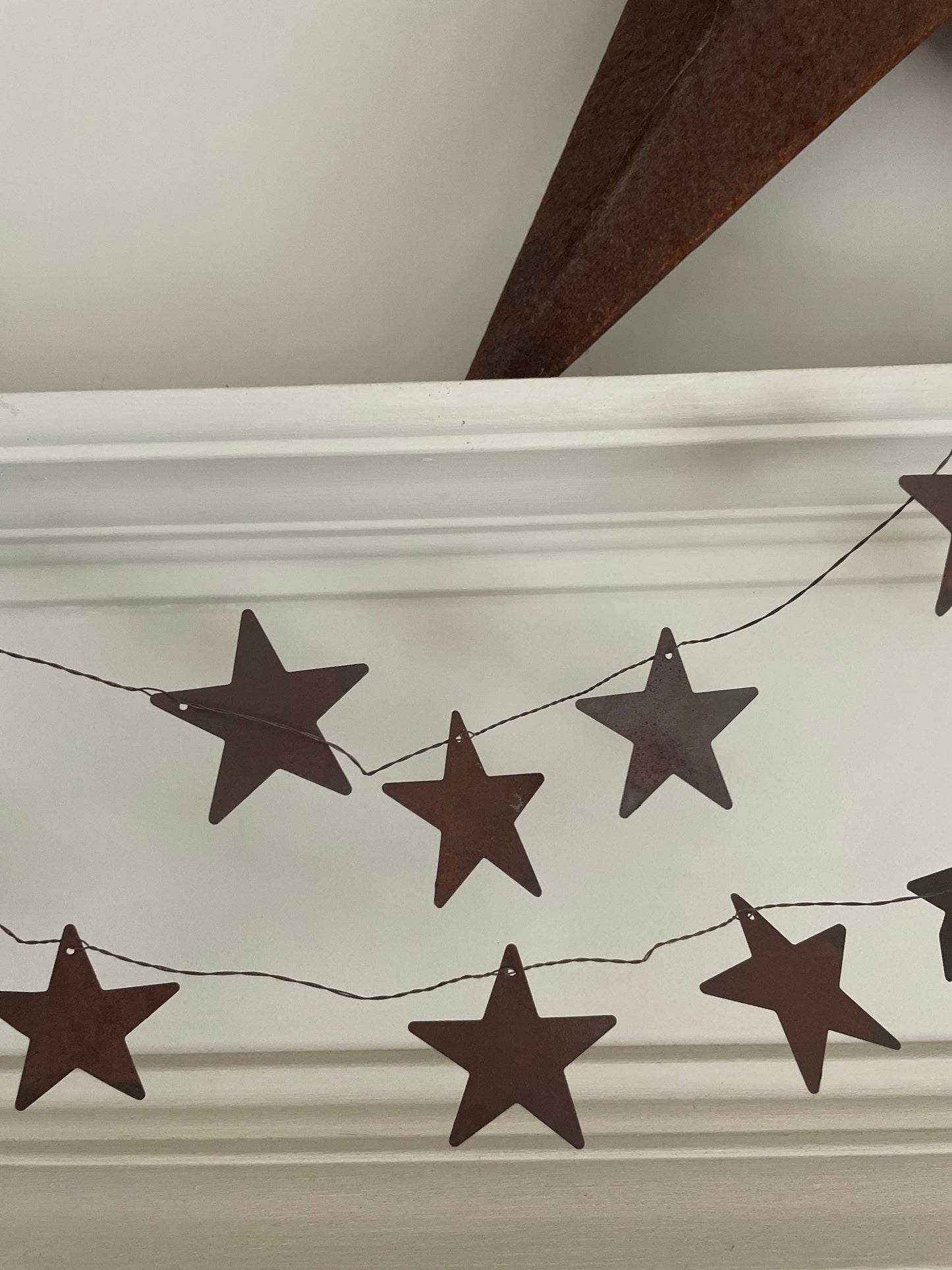 THE SASSA STAR GARLAND