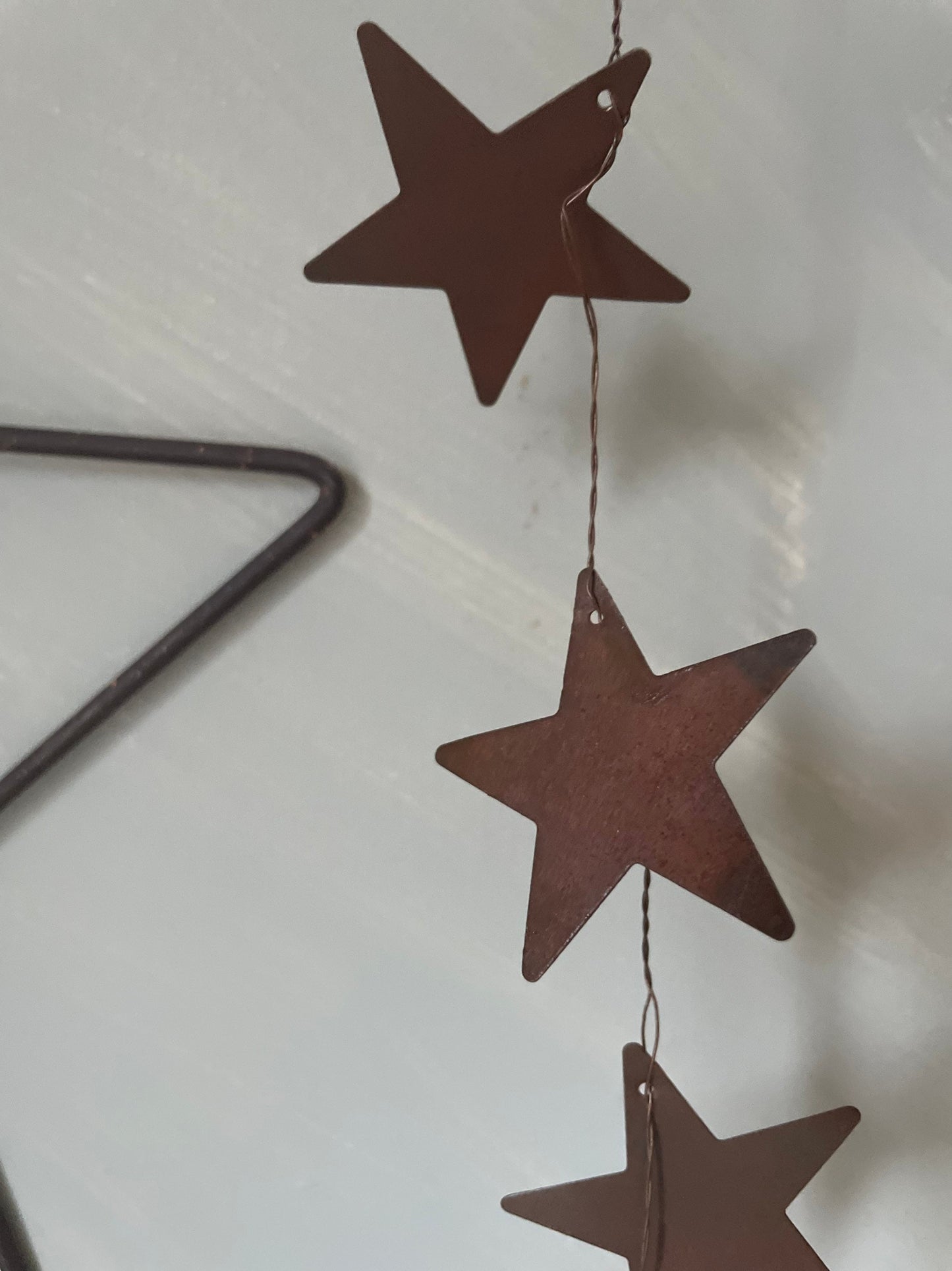 THE SASSA STAR GARLAND