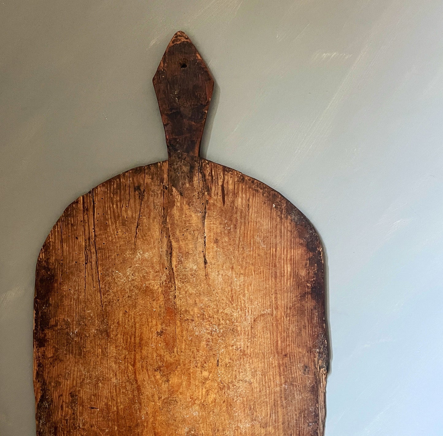 AGED WOODEN PLATTER