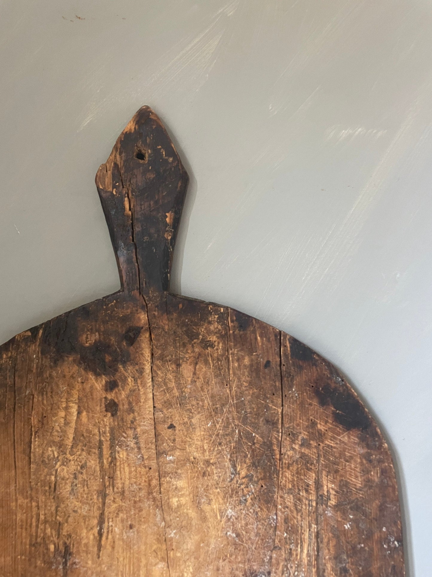 AGED WOODEN PLATTER