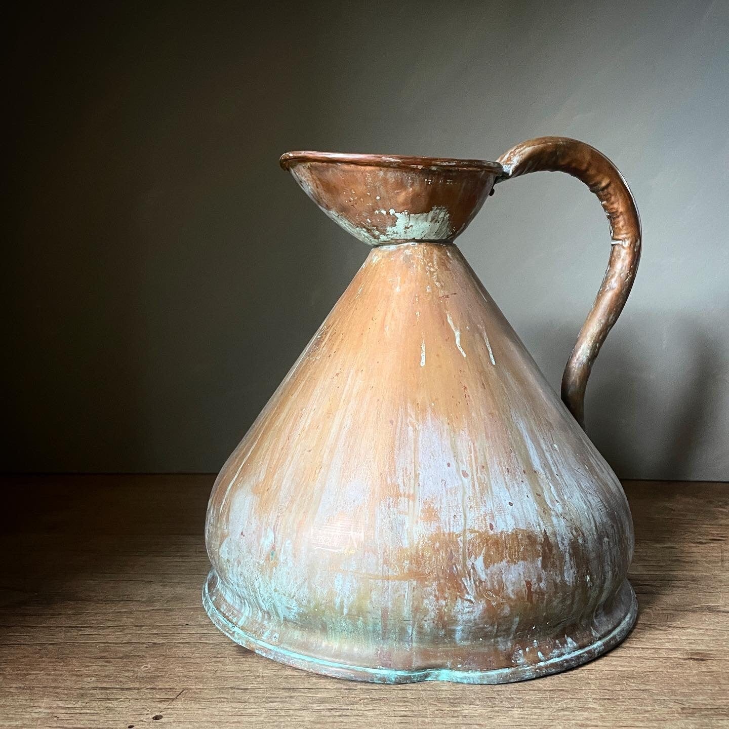 VICTORIAN HARVEST FLAGON