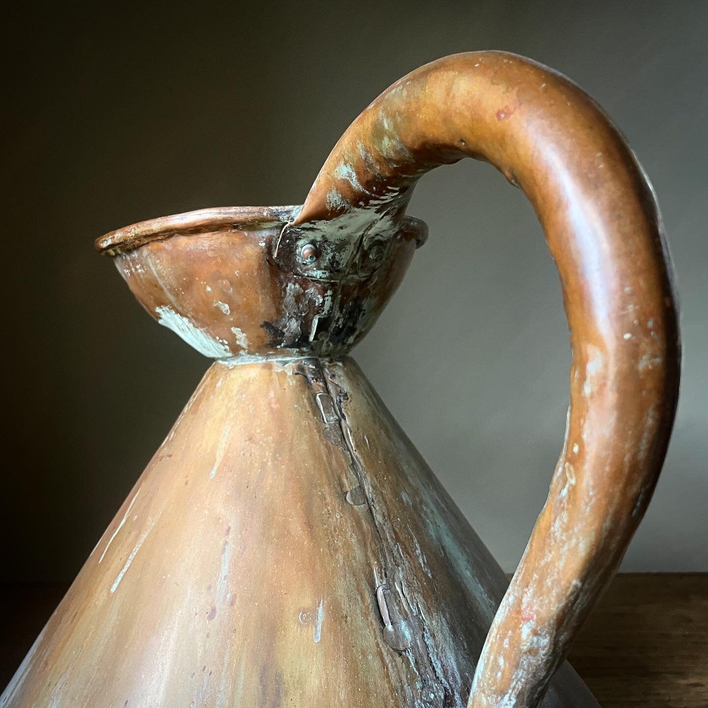 VICTORIAN HARVEST FLAGON