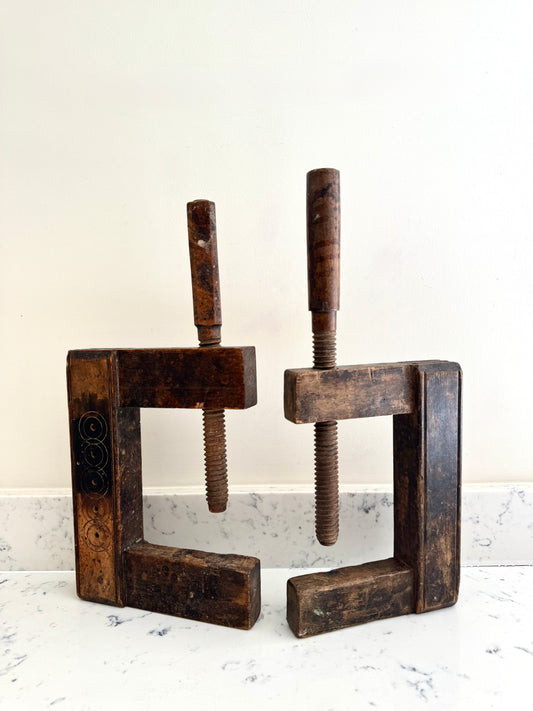 FRENCH ANTIQUE WOODEN SCREW CLAMP