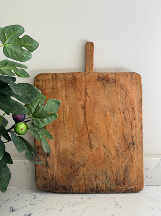 STUNNING EUROPEAN BREAD BOARDS - square