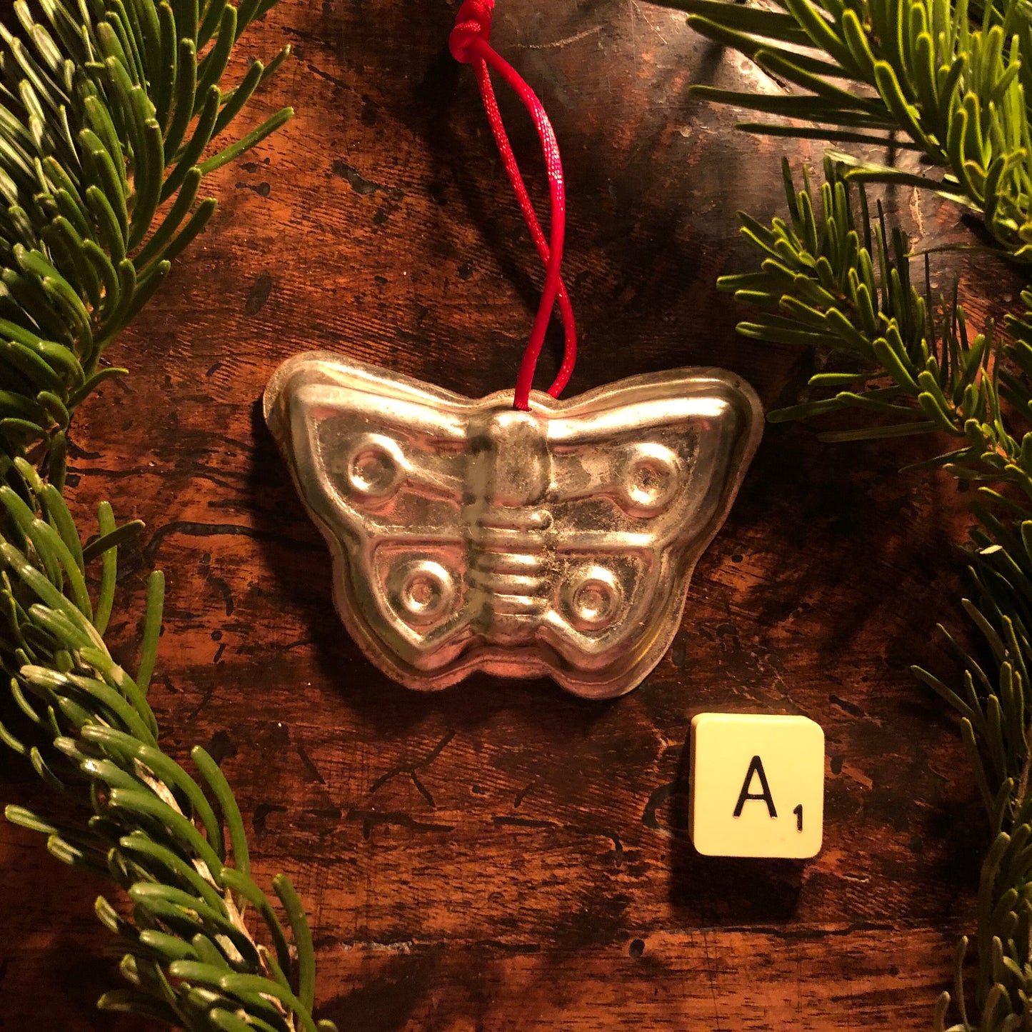 UPCYCLED TREE DECORATIONS