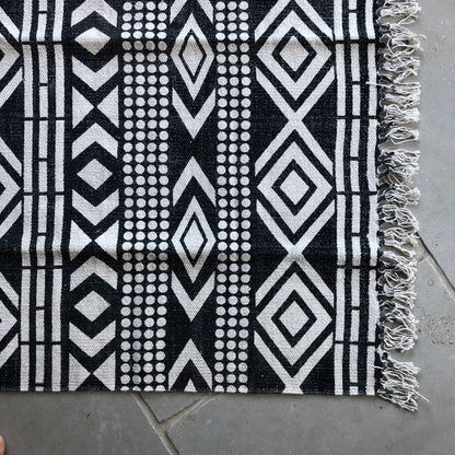 TRADITIONAL WOVEN MATT - THE KAMLA