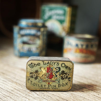 SELECTION OF ANTIQUE TINWARE
