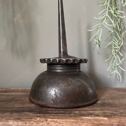 WILFRED MACHINISTS OIL CAN