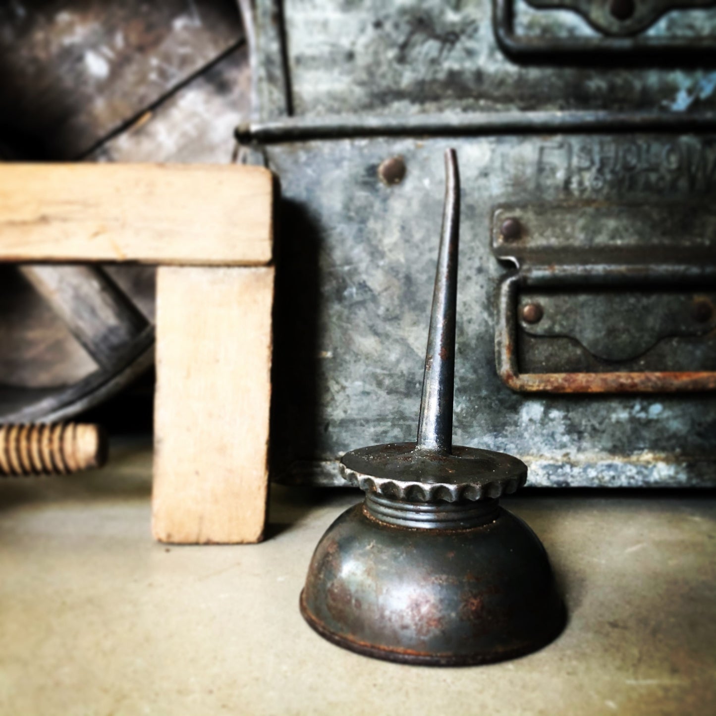 WILFRED MACHINISTS OIL CAN